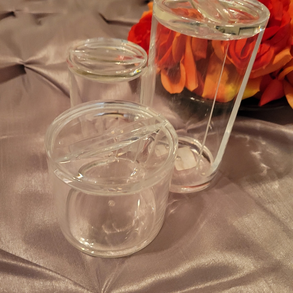 Cotton Rounds, Swabs, Cup Holder - Picture 4 of 4